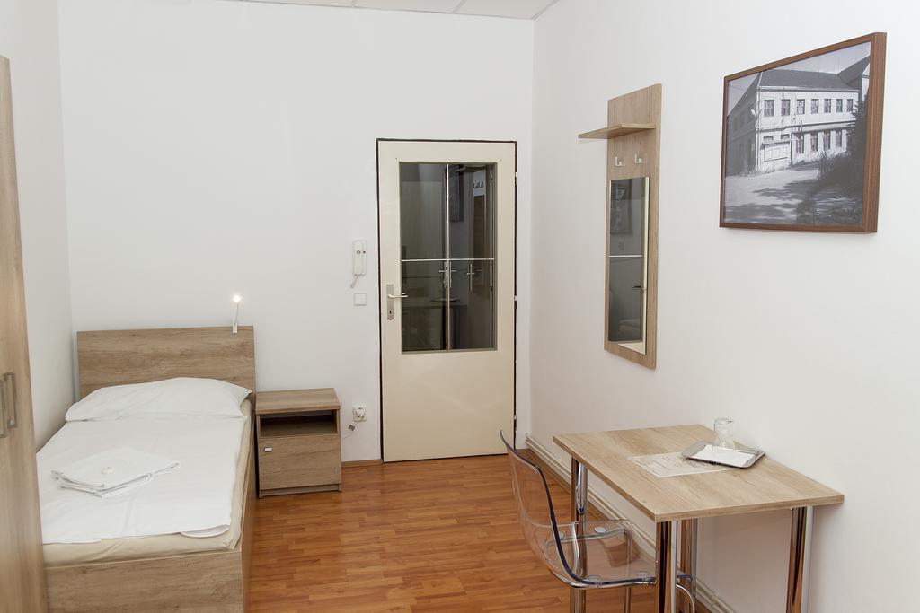 U Heligonky Hotel Brno Room photo